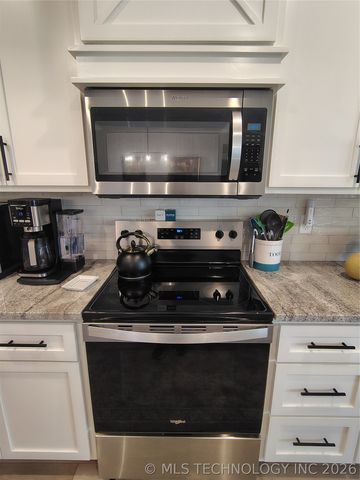 306 N Frisco Street, Catoosa, OK 74015