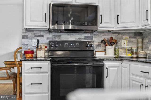 2524 BROOKFIELD ST, Vineland, NJ 08361
