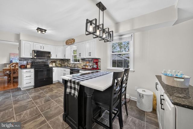 2524 BROOKFIELD ST, Vineland, NJ 08361