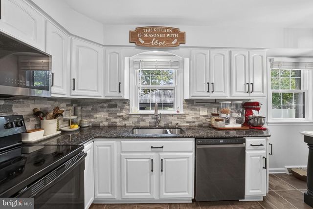 2524 BROOKFIELD ST, Vineland, NJ 08361