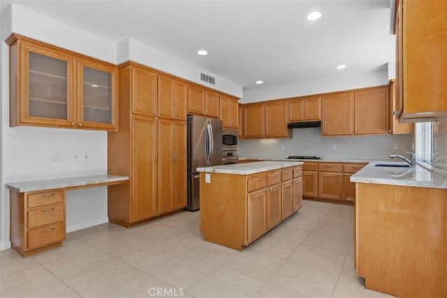 82 Laurelhurst, Ladera Ranch, CA 92694