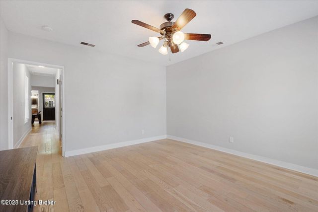 614 Atwood St, Louisville, KY 40217