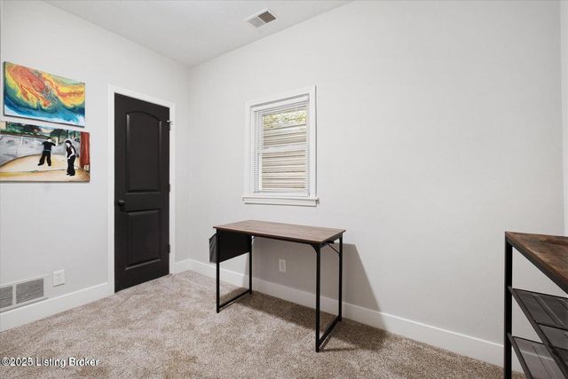 614 Atwood St, Louisville, KY 40217