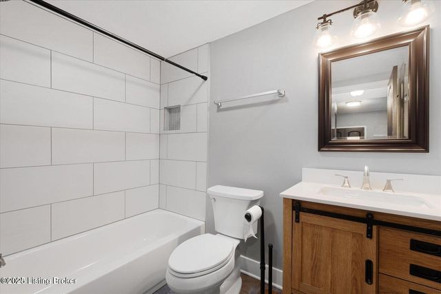 614 Atwood St, Louisville, KY 40217