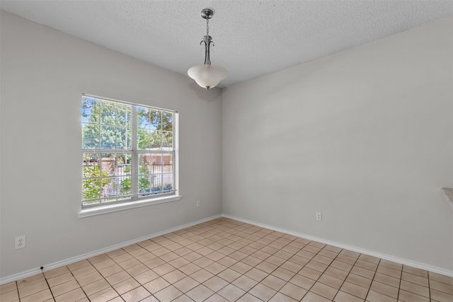 2805 Inniswood Circle, Arlington, TX 76015