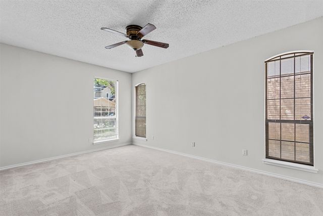 2805 Inniswood Circle, Arlington, TX 76015