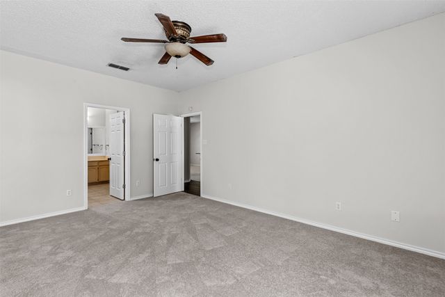 2805 Inniswood Circle, Arlington, TX 76015
