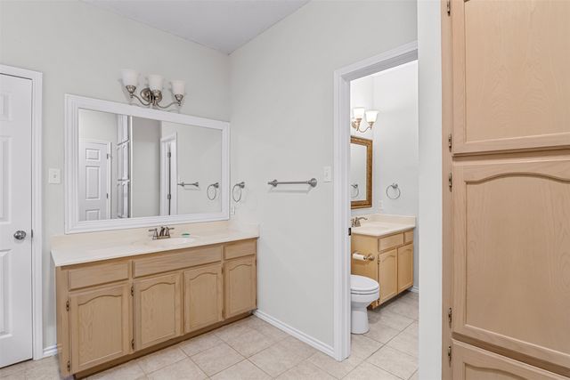 2805 Inniswood Circle, Arlington, TX 76015