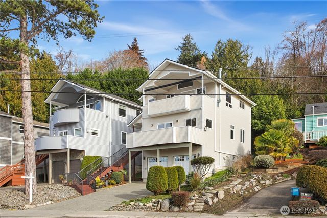 5064 Beach Drive SW, Seattle, WA 98136