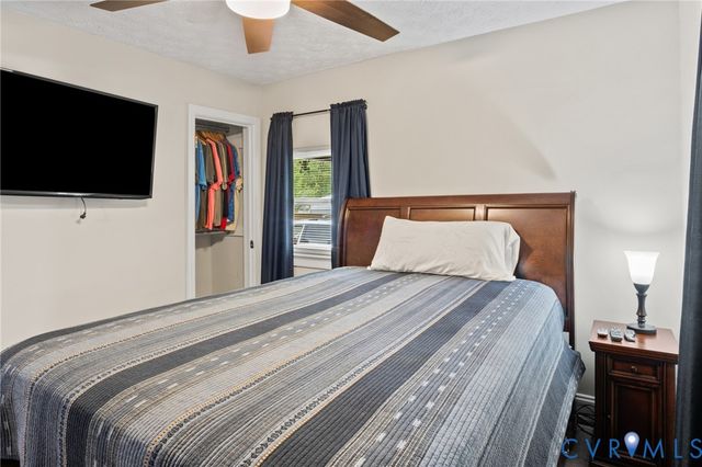 2433 Osborne Rd, Chester, VA 23831