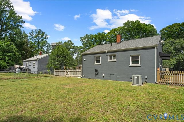 2433 Osborne Rd, Chester, VA 23831