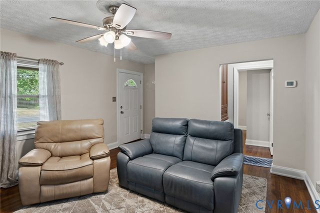 2433 Osborne Rd, Chester, VA 23831