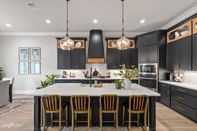 167 N Canal Drive, Bossier City, LA 71111