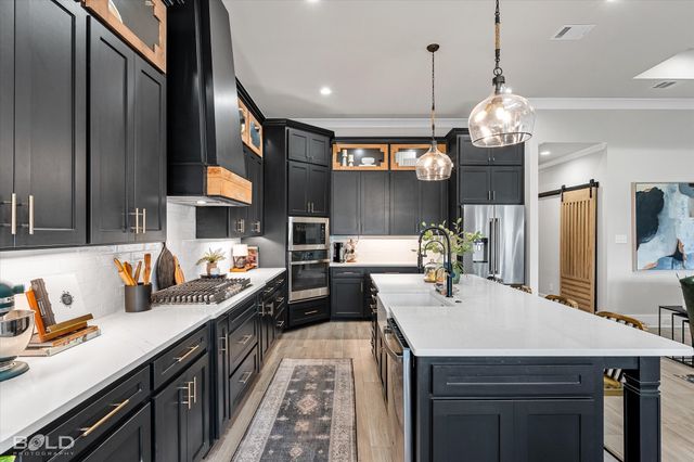 167 N Canal Drive, Bossier City, LA 71111