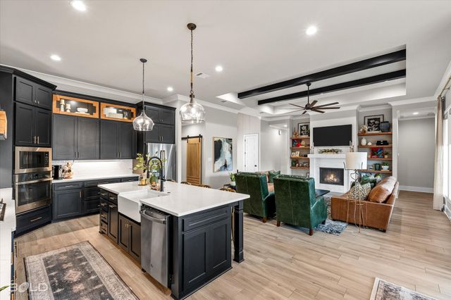 167 N Canal Drive, Bossier City, LA 71111