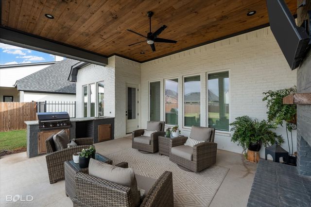 167 N Canal Drive, Bossier City, LA 71111