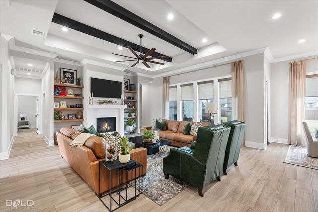 167 N Canal Drive, Bossier City, LA 71111