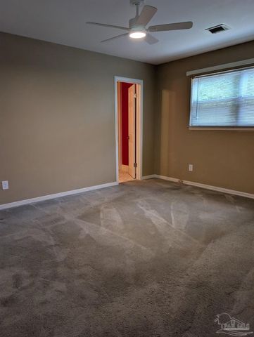 4135 Lynn Ora Dr, Pensacola, FL 32504