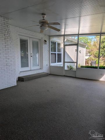 4135 Lynn Ora Dr, Pensacola, FL 32504