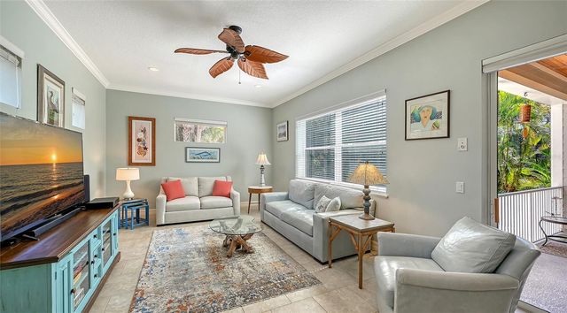 5201 AVENIDA DEL MARE, Sarasota, FL 34242