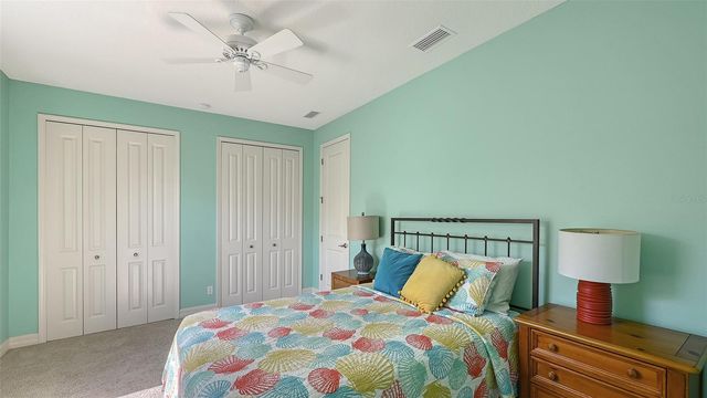 5201 AVENIDA DEL MARE, Sarasota, FL 34242