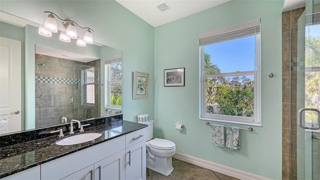5201 AVENIDA DEL MARE, Sarasota, FL 34242