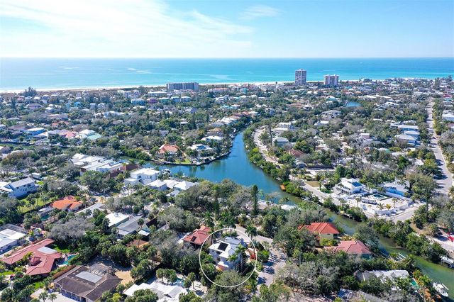 5201 AVENIDA DEL MARE, Sarasota, FL 34242