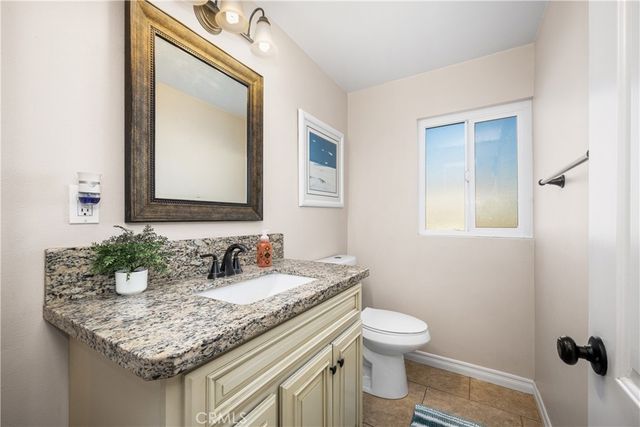 10211 Aqueduct Drive, Cypress, CA 90630