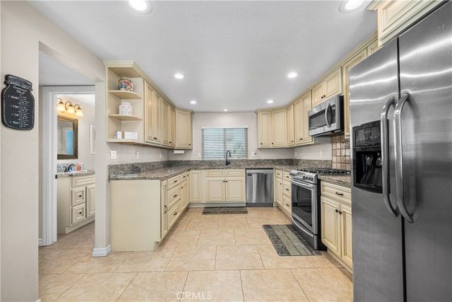 10211 Aqueduct Drive, Cypress, CA 90630