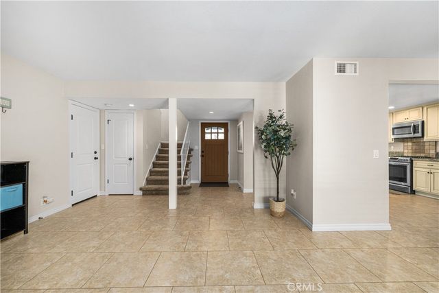 10211 Aqueduct Drive, Cypress, CA 90630