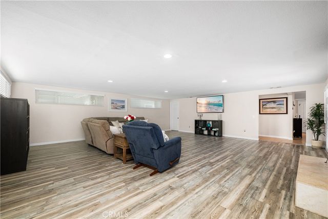 10211 Aqueduct Drive, Cypress, CA 90630