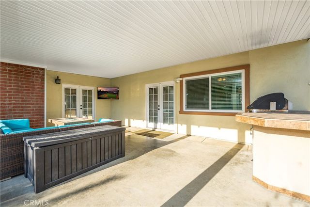 10211 Aqueduct Drive, Cypress, CA 90630