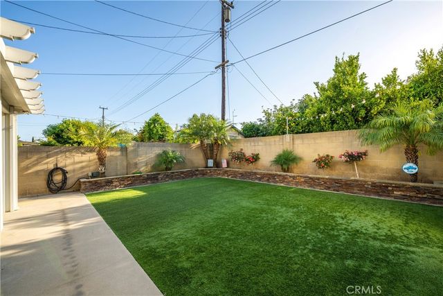 10211 Aqueduct Drive, Cypress, CA 90630