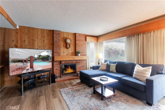 25521 Creek Drive, Laguna Hills, CA 92653