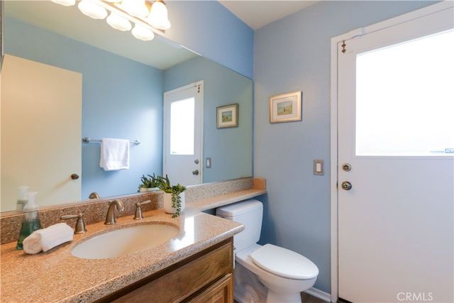 25521 Creek Drive, Laguna Hills, CA 92653