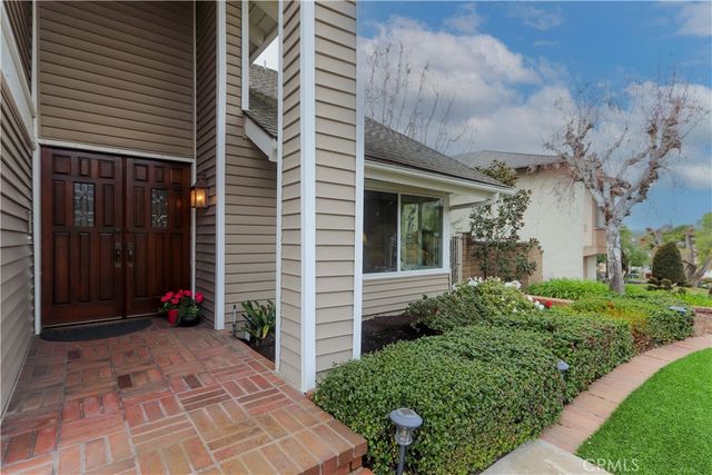 25521 Creek Drive, Laguna Hills, CA 92653