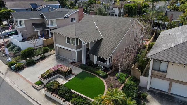 25521 Creek Drive, Laguna Hills, CA 92653