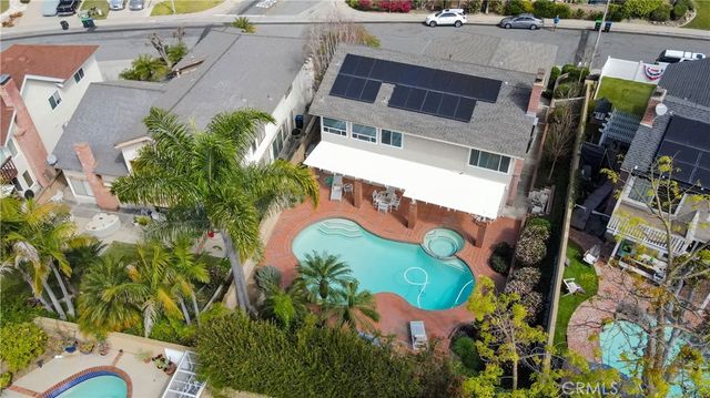 25521 Creek Drive, Laguna Hills, CA 92653