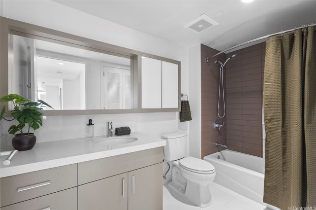 600 Ala Moana Boulevard 1402, Honolulu, HI 96813