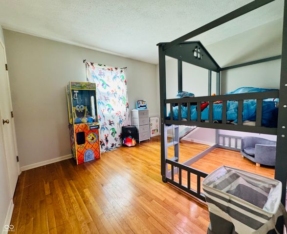 1177 W Curry Road, Greenwood, IN 46143