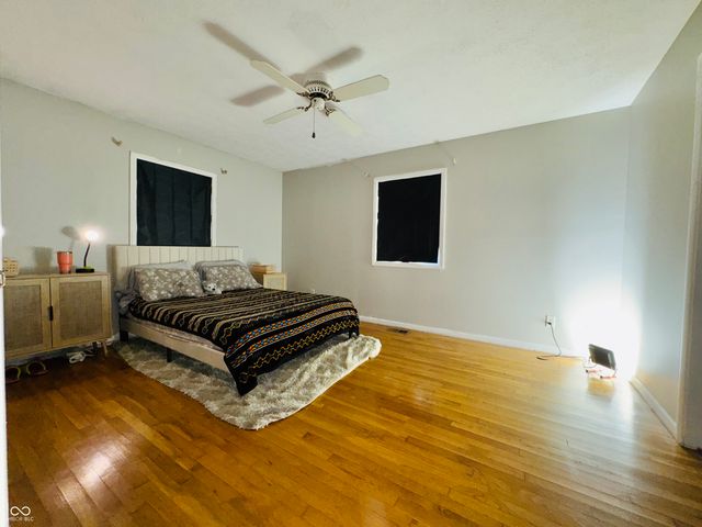 1177 W Curry Road, Greenwood, IN 46143