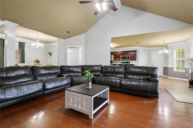 9422 Labrador Run S, Mobile, AL 36695
