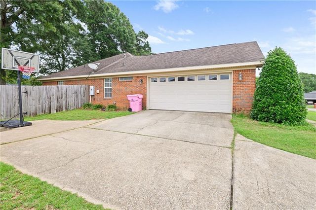 9422 Labrador Run S, Mobile, AL 36695