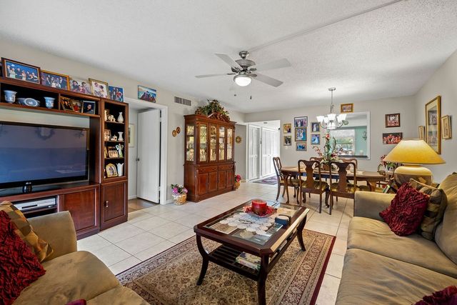 600 Royal Palm Boulevard 7A, Vero Beach, FL 32960