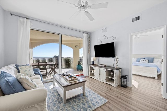 104 SURFVIEW DRIVE 2203, Palm Coast, FL 32137