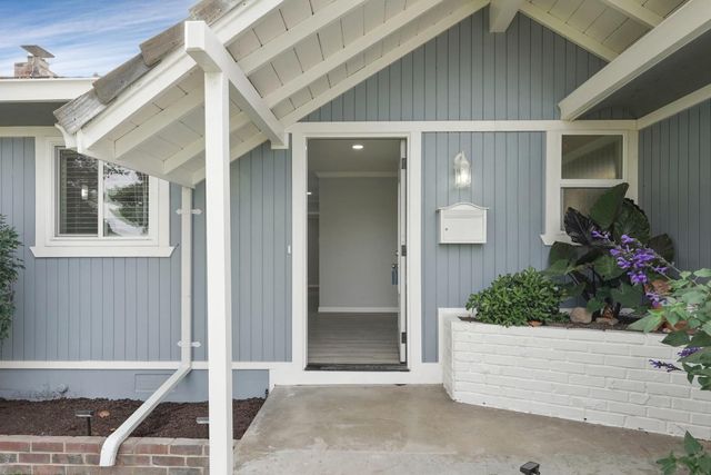 1207 S Crescent Ave, Lodi, CA 95240