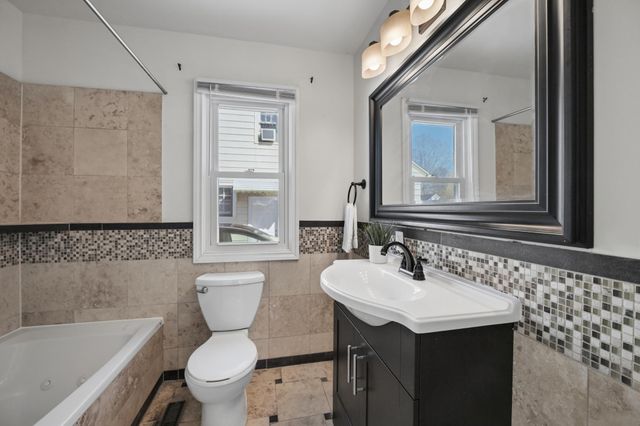 1040 5th Avenue SE, Rochester, MN 55904