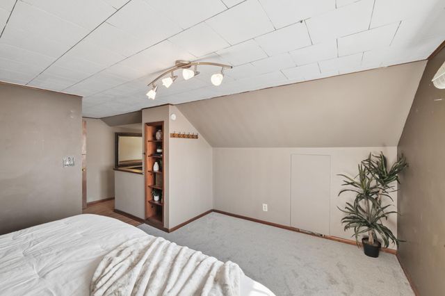 1040 5th Avenue SE, Rochester, MN 55904