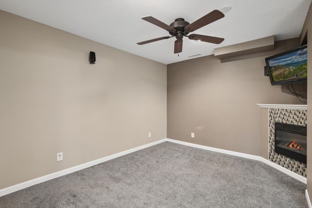 1040 5th Avenue SE, Rochester, MN 55904