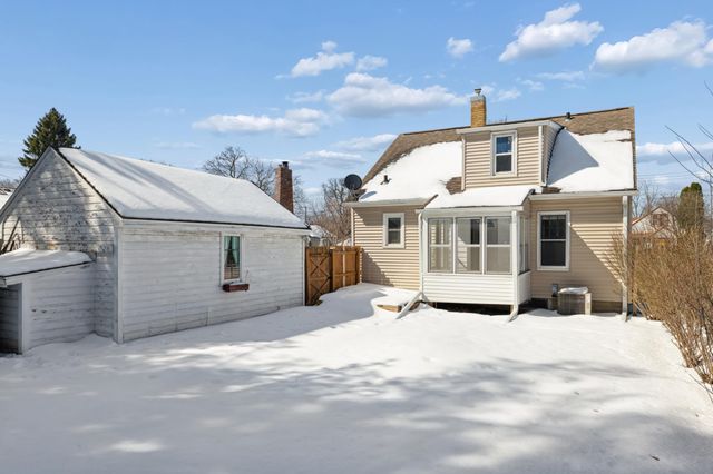 1040 5th Avenue SE, Rochester, MN 55904